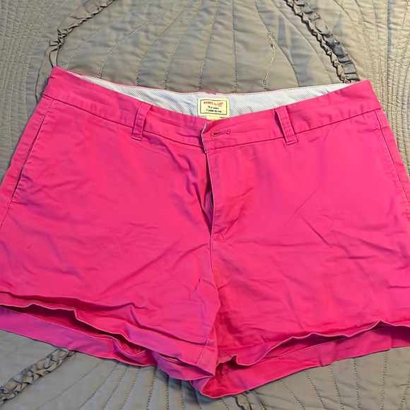 GAP Pants - Gap pink shorts
